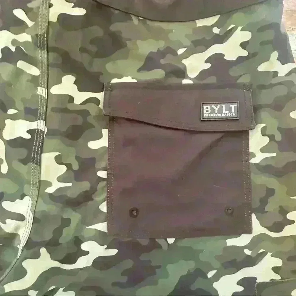 BYLT “Coastal Board Short” Green/Black Camo Print Size Large EUC!